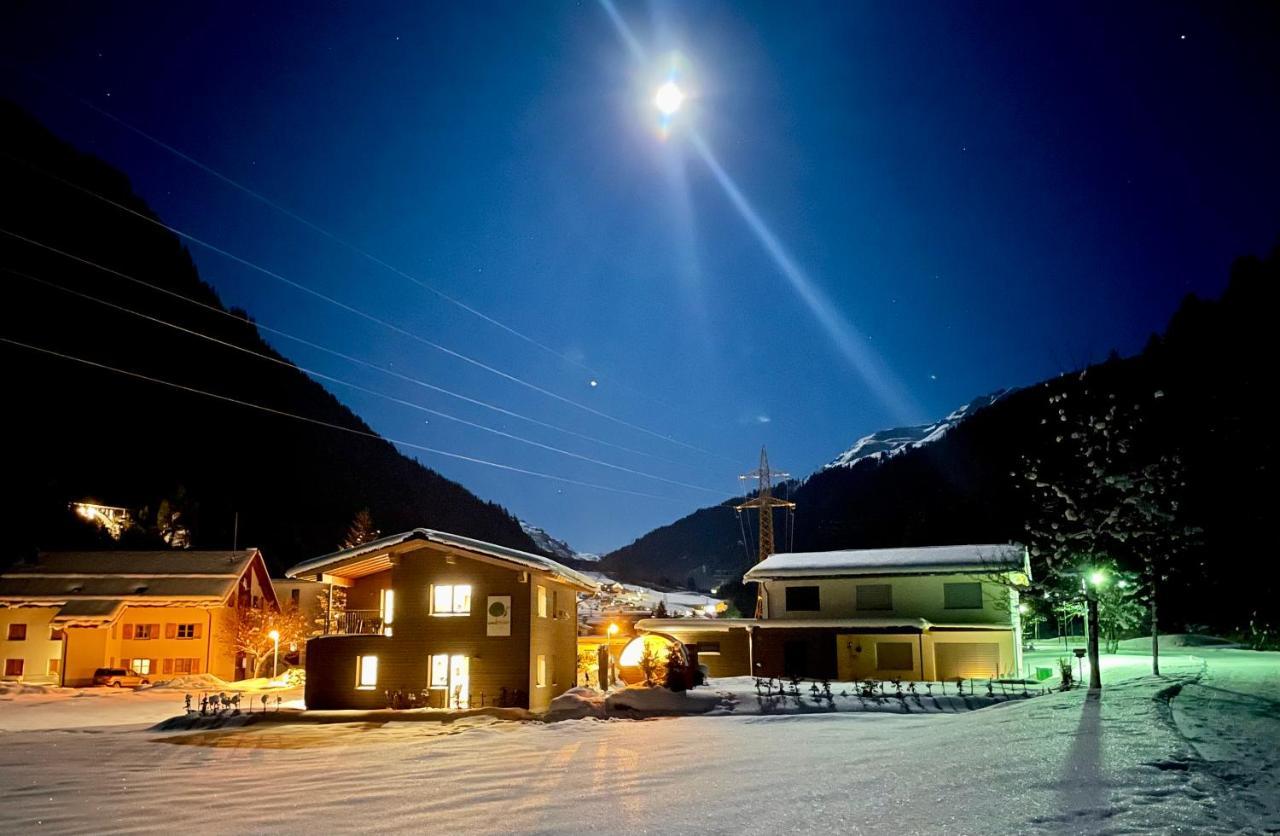 Woodpecker Chalets Klosterle am Arlberg Exterior photo